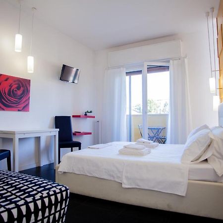 Cristoforo Porta Ticinese Aparthotel 4Pax Wifi Milan Luaran gambar