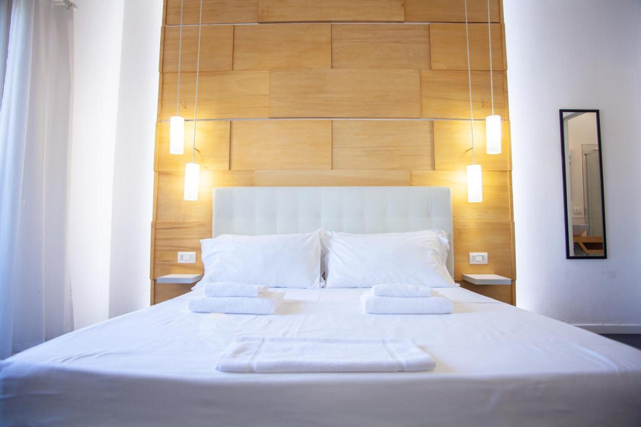 Cristoforo Porta Ticinese Aparthotel 4Pax Wifi Milan Luaran gambar