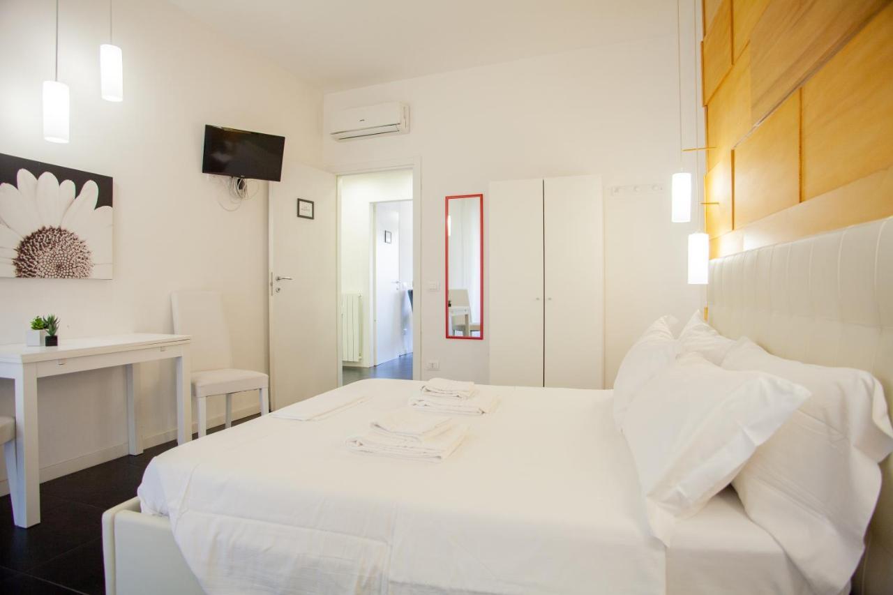 Cristoforo Porta Ticinese Aparthotel 4Pax Wifi Milan Luaran gambar