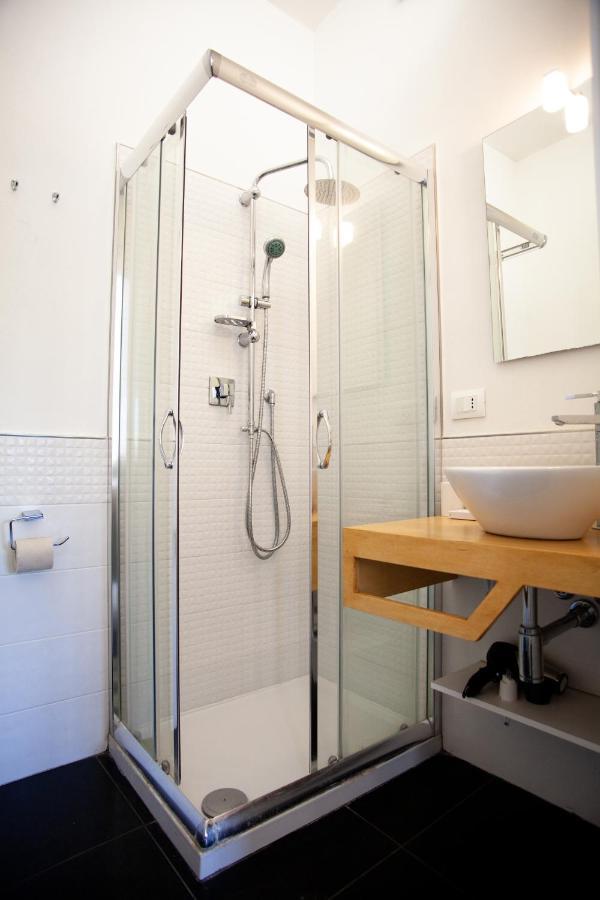 Cristoforo Porta Ticinese Aparthotel 4Pax Wifi Milan Luaran gambar