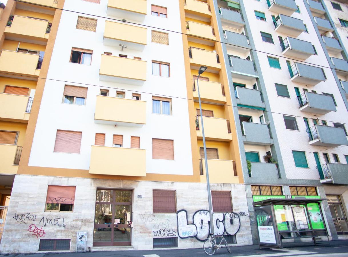 Cristoforo Porta Ticinese Aparthotel 4Pax Wifi Milan Luaran gambar