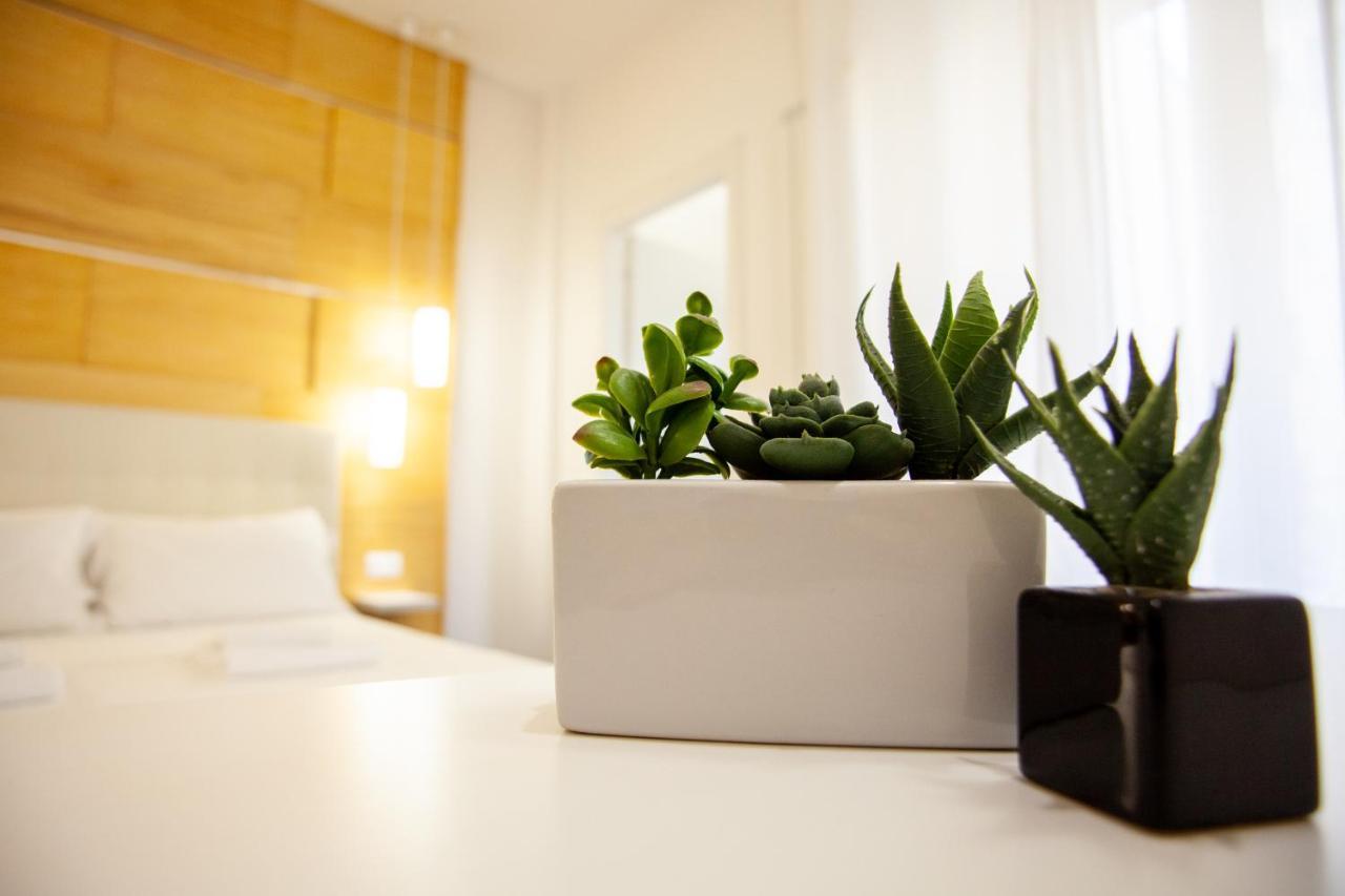 Cristoforo Porta Ticinese Aparthotel 4Pax Wifi Milan Luaran gambar